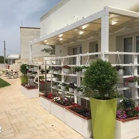 Lejlighedshotel Diletta Residence, Con Piscina *